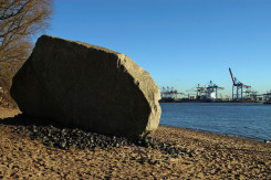 alter schwede findling elbstrand hamburg